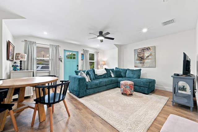 227 S E Street, FL 33460 - Photo 5