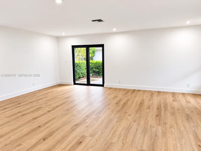 6621 NW 4th Ct, Plantation FL 33317 - Plantation, FL - Photo 4