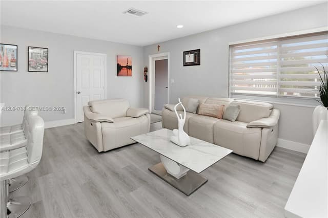7280 SW 13th St, Miami FL 33144 - Miami, FL - Photo 6