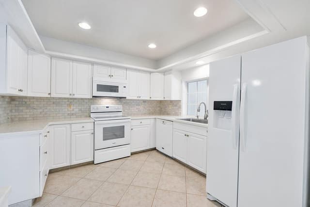 1344 NW 100TH Avenue, Coral Springs FL 33071 - Coral Springs, FL - Photo 4
