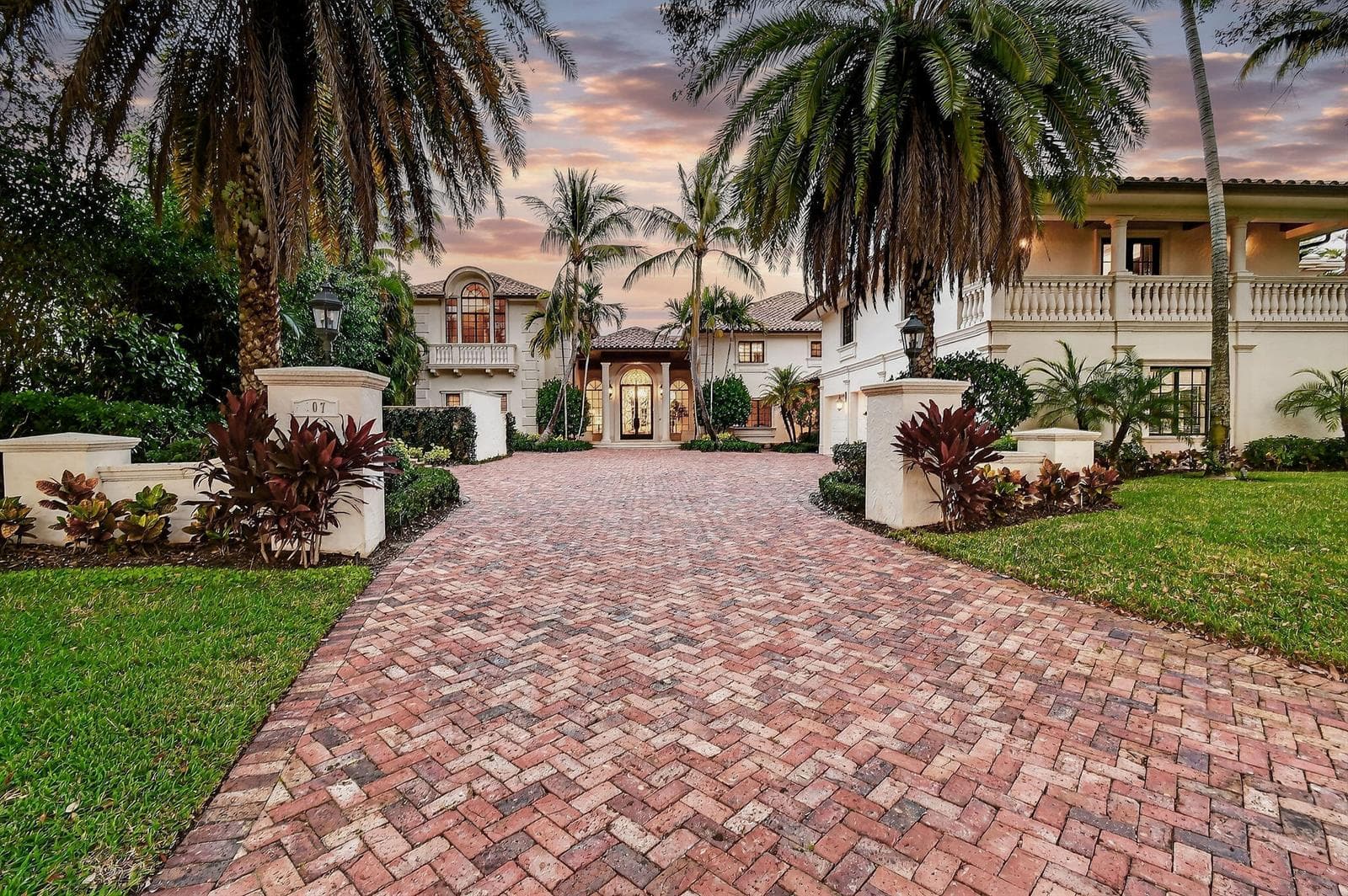 107 Schooner Lane, Jupiter FL 33477 - Jupiter, FL - Photo 1