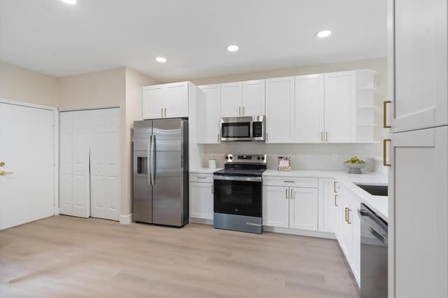 8266 Via Serena, Boca Raton FL 33433 - Boca Raton, FL - Photo 6