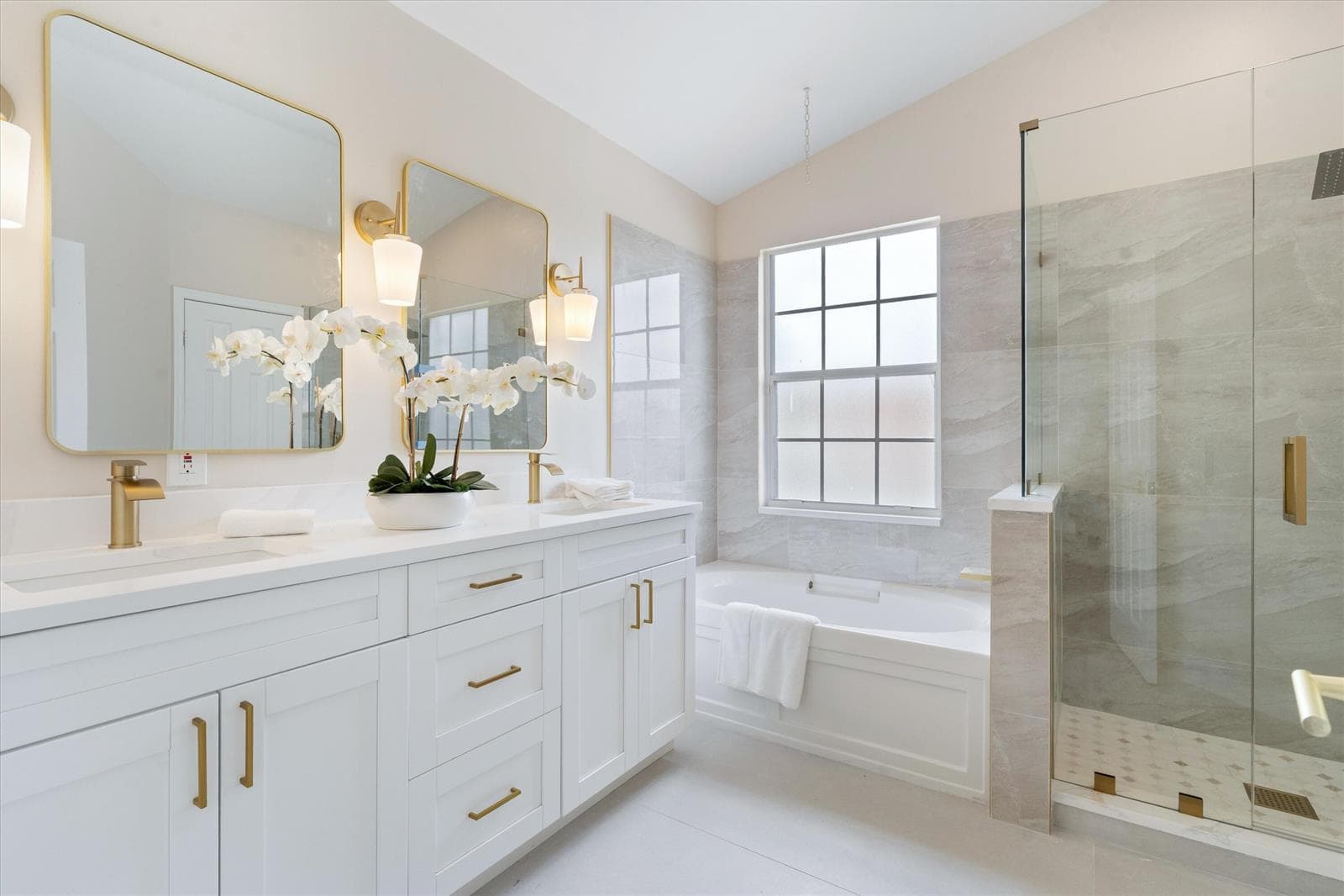 8266 Via Serena, Boca Raton FL 33433 - Boca Raton, FL - Photo 1