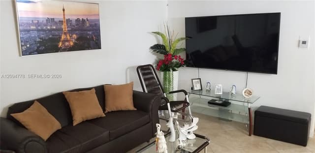 5300 Washington St # H233, Hollywood FL 33021 - Hollywood, FL - Photo 2