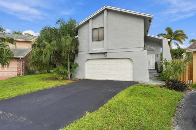 3528 NW 73RD Way, Coral Springs FL 33065 - Coral Springs, FL - Photo 2