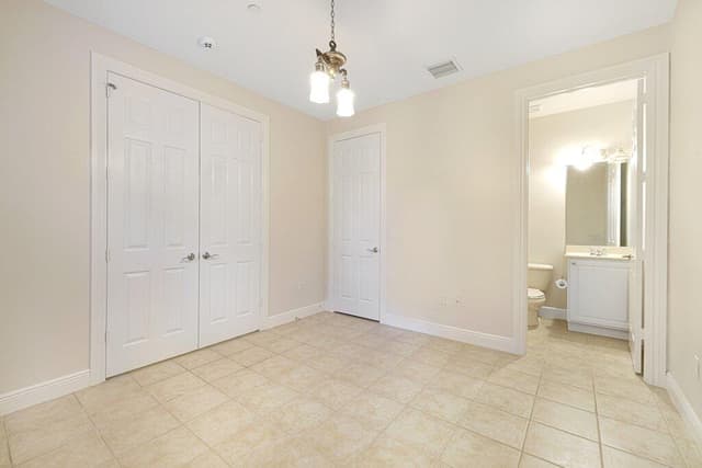 2502 N DIXIE Highway # 39, FL 33460 - Photo 6