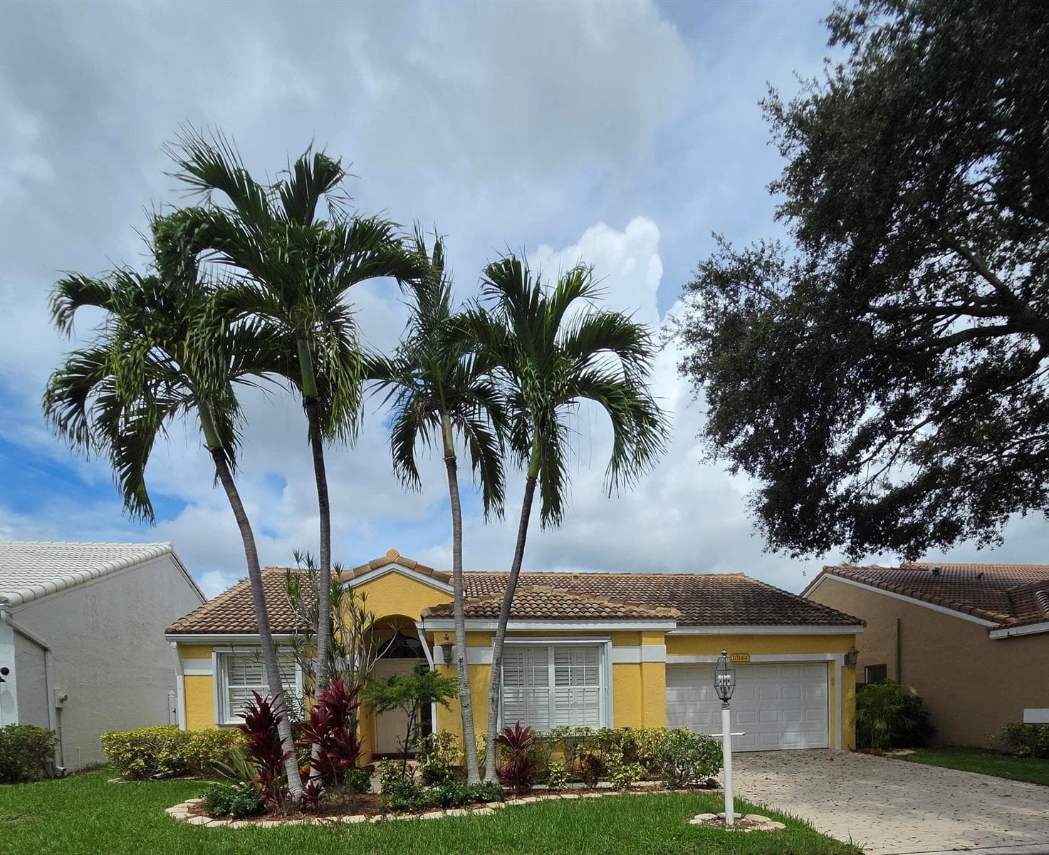 10144 Aspen Way, Palm Beach Gardens FL 33410 - Palm Beach Gardens, FL - Photo 1