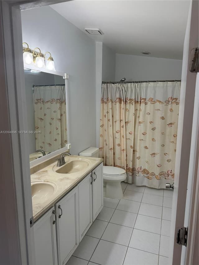 33 Bentwater Cir, Boynton Beach FL 33426 - Boynton Beach, FL - Photo 4