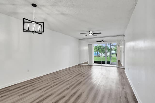 3081 HOLIDAY SPRINGS Boulevard # 6, Margate FL 33063 - Margate, FL - Photo 7