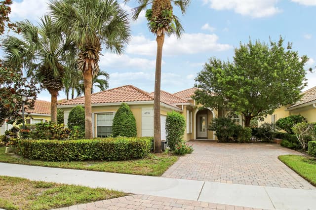 4718 Dovehill Drive, Palm Beach Gardens FL 33418 - Palm Beach Gardens, FL - Photo 5