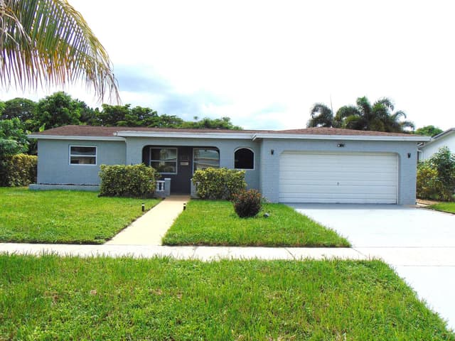 6854 NW 3RD Street, Margate FL 33063 - Margate, FL - Photo 2