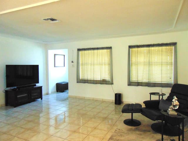 6854 NW 3RD Street, Margate FL 33063 - Margate, FL - Photo 5