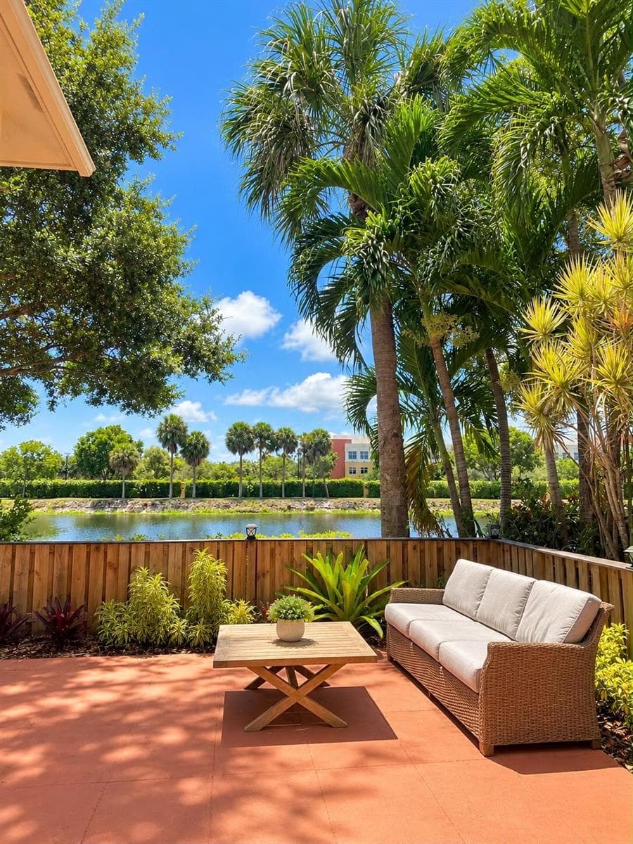2930 SW 22nd Circle # 14B, Delray Beach FL 33445 - Delray Beach, FL - Photo 1