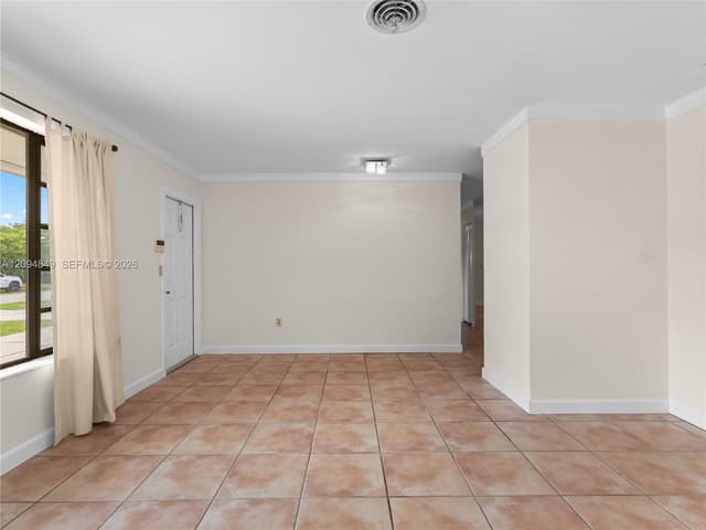 9360 SW 25th St, Miami FL 33165 - Miami, FL - Photo 6