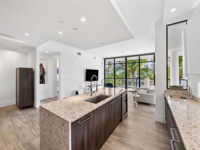 161 ISLE OF VENICE Drive # 204, Fort Lauderdale FL 33301 - Fort Lauderdale, FL - Photo 6