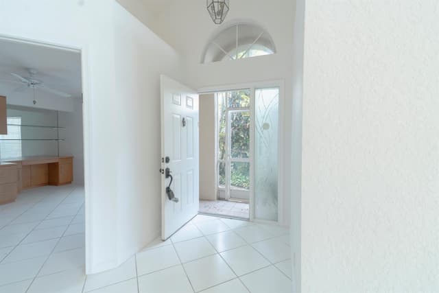 6113 GREENSPOINTE Drive # 10, Boynton Beach FL 33437 - Boynton Beach, FL - Photo 3