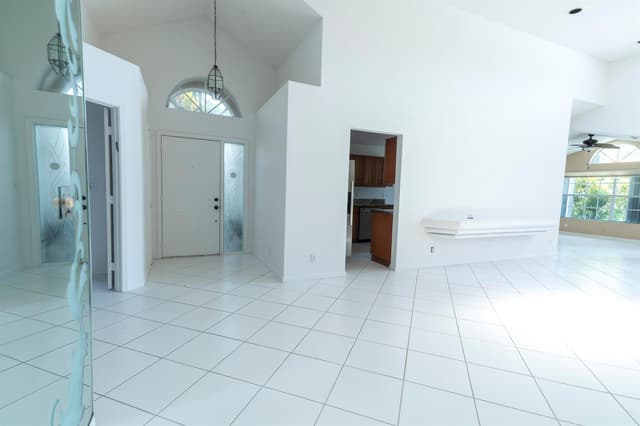6113 GREENSPOINTE Drive # 10, Boynton Beach FL 33437 - Boynton Beach, FL - Photo 4