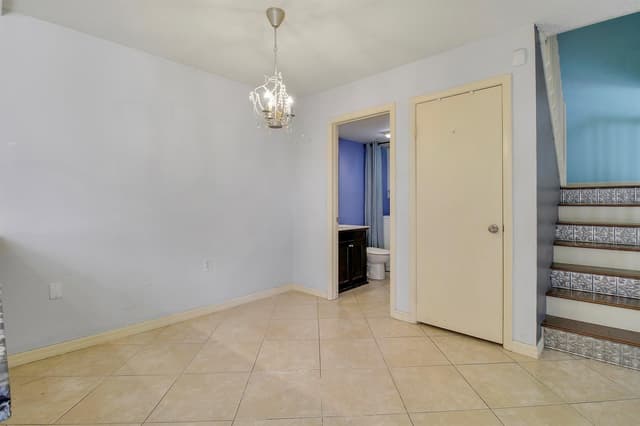 2218 22nd Way, West Palm Beach FL 33407 - West Palm Beach, FL - Photo 5