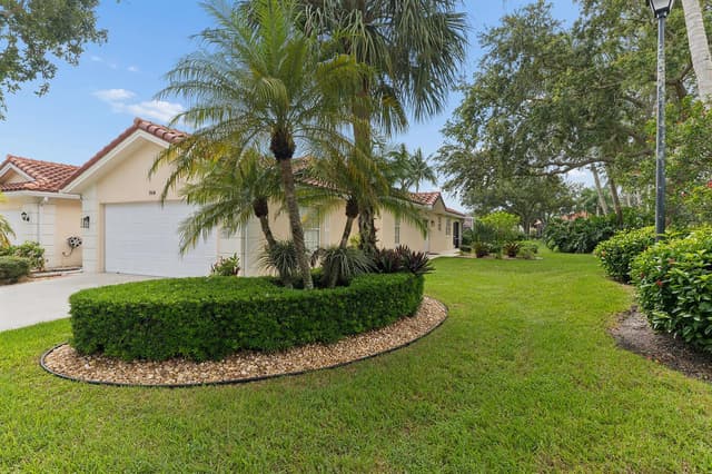 7910 Pine Island Way, West Palm Beach FL 33411 - West Palm Beach, FL - Photo 2
