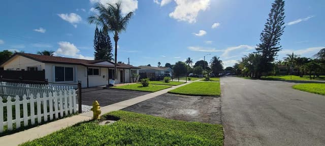 361 NW 42nd Street, Deerfield Beach FL 33064 - Deerfield Beach, FL - Photo 5