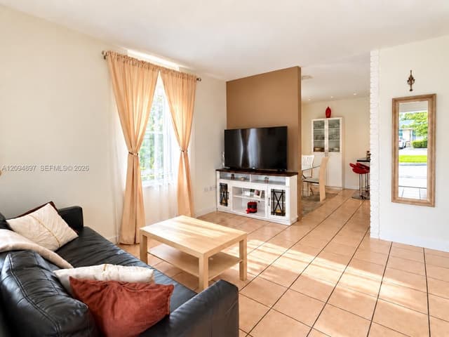 797 NW 9th St, Homestead FL 33030 - Homestead, FL - Photo 6