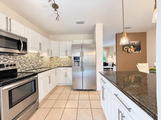 797 NW 9th St, Homestead FL 33030 - Homestead, FL - Photo 5