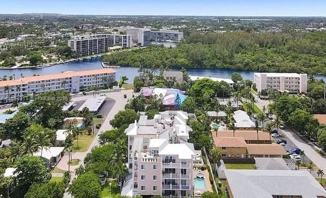 1931 NE 2nd St # 405, Deerfield Beach FL 33441 - Deerfield Beach, FL - Photo 5