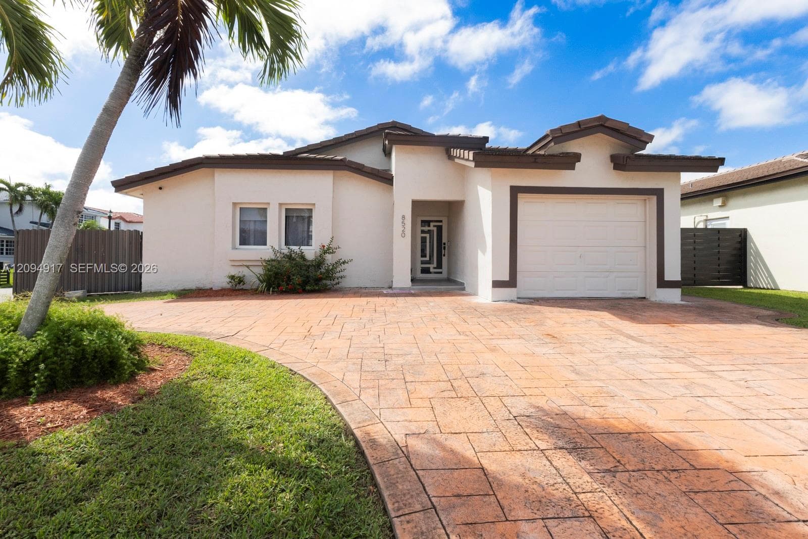 8520 SW 207th Ter, Cutler Bay FL 33189 - Cutler Bay, FL - Photo 1