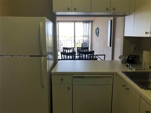 13120 SW 92nd Ave, Miami FL 33176 - Miami, FL - Photo 6