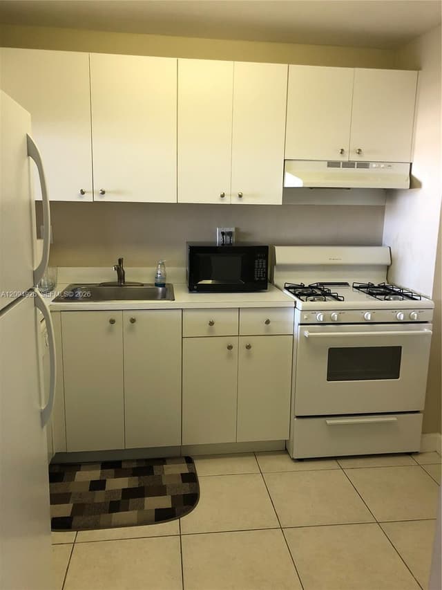 13120 SW 92nd Ave, Miami FL 33176 - Miami, FL - Photo 5