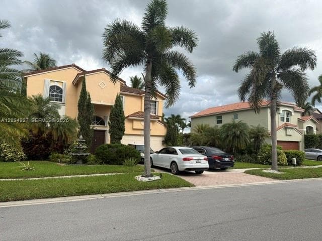 1021 NW 185th Ave, Pembroke Pines FL 33029 - Pembroke Pines, FL - Photo 2