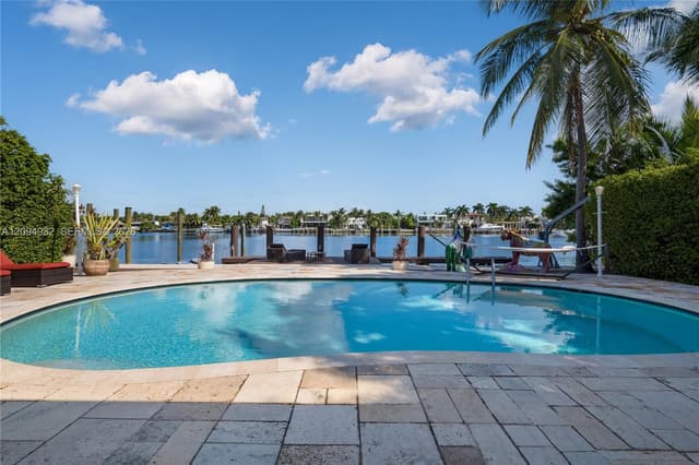 435 N Shore Dr, Miami Beach FL 33141 - Miami Beach, FL - Photo 4
