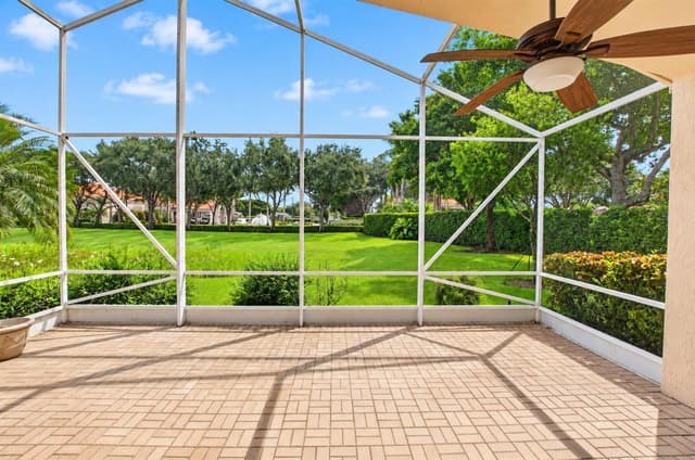 11572 Spring Oak Avenue, Boynton Beach FL 33437 - Boynton Beach, FL - Photo 2