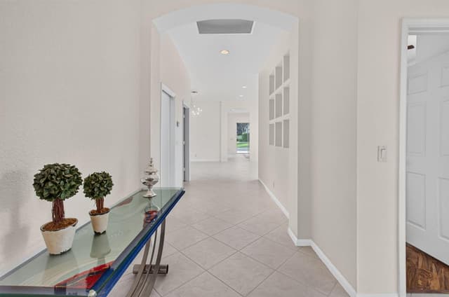 11572 Spring Oak Avenue, Boynton Beach FL 33437 - Boynton Beach, FL - Photo 6