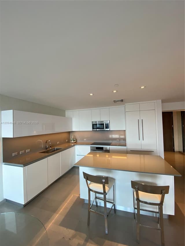 88 SW 7th St # 1904, Miami FL 33130 - Miami, FL - Photo 5
