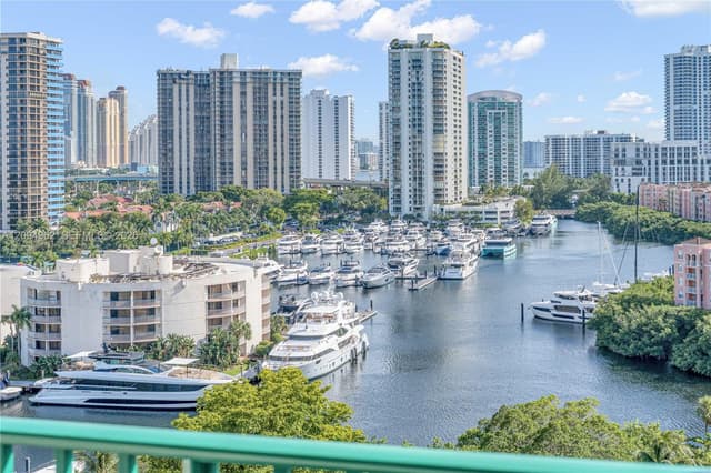 19900 E Country Club Dr # 1209, Aventura FL 33180 - Aventura, FL - Photo 2