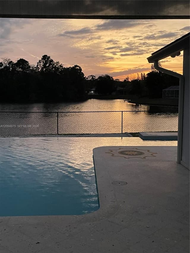142 Van Gogh Way, Royal Palm Beach FL 33411 - Royal Palm Beach, FL - Photo 5