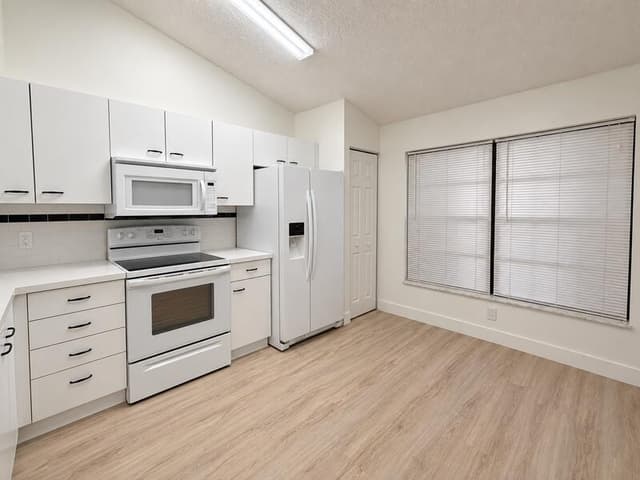 9815 WATERMILL Circle # F, Boynton Beach FL 33437 - Boynton Beach, FL - Photo 5