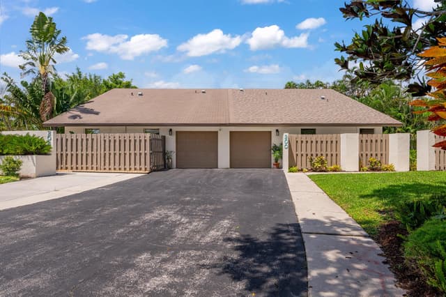 200 SW 29th Avenue, Delray Beach FL 33445 - Delray Beach, FL - Photo 2