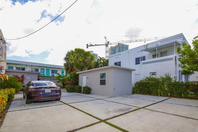 560 Michigan Ave, Miami Beach FL 33139 - Miami Beach, FL - Photo 2