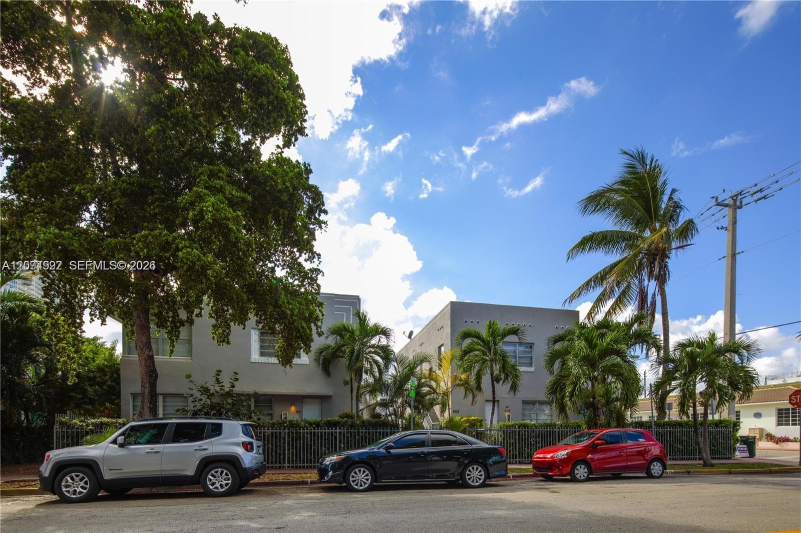 560 Michigan Ave, Miami Beach FL 33139 - Miami Beach, FL - Photo 1