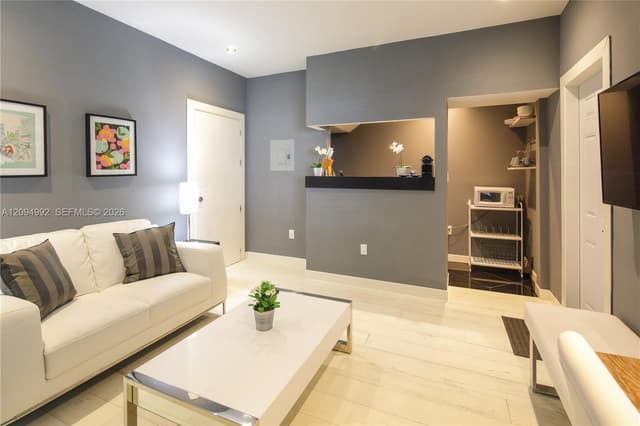 560 Michigan Ave, Miami Beach FL 33139 - Miami Beach, FL - Photo 4