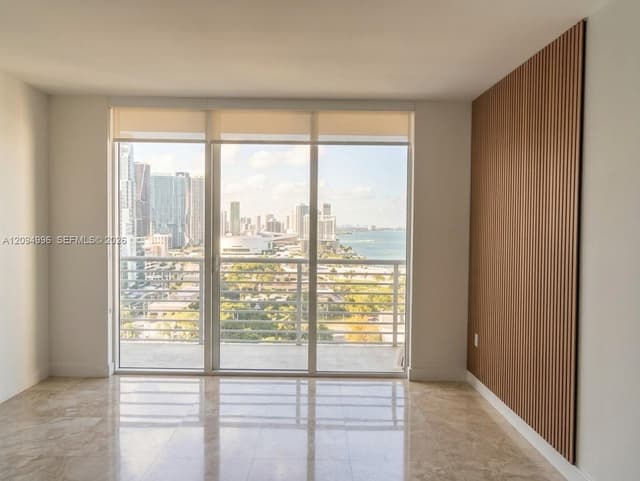 325 S Biscayne Blvd # 2722, Miami FL 33131 - Miami, FL - Photo 2