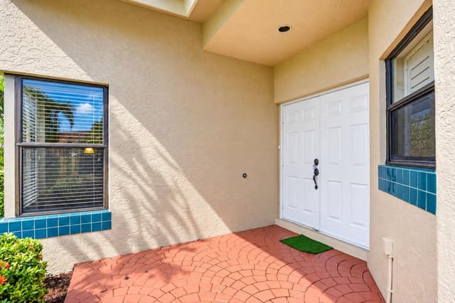 22650 MERIDIANA Drive, Boca Raton FL 33433 - Boca Raton, FL - Photo 4