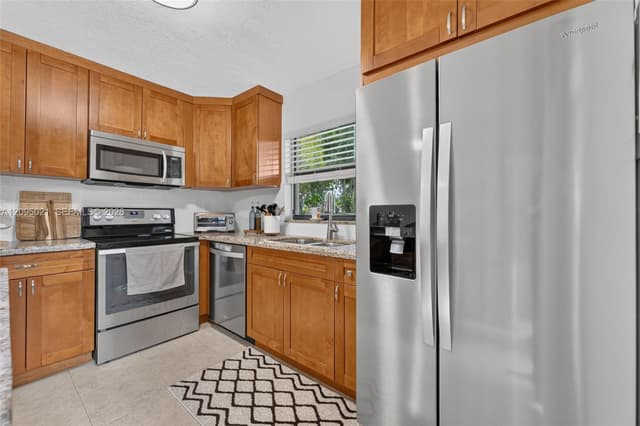 14285 SW 94th Cir Ln # 25, Miami FL 33186 - Miami, FL - Photo 4