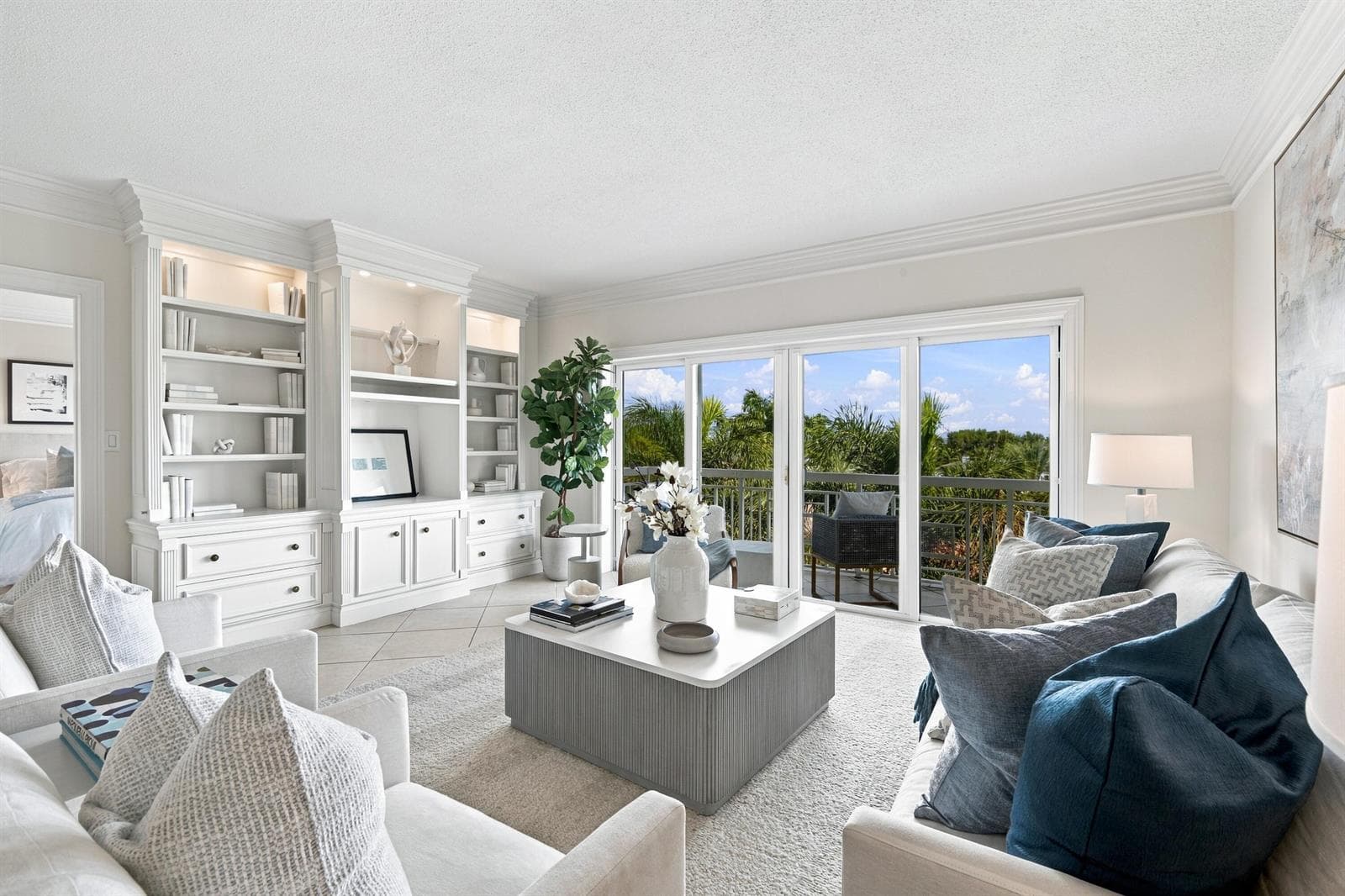 250 Bradley Place # 504, Palm Beach FL 33480