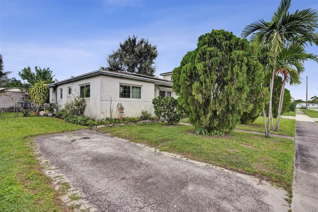 17401 NE 11th Ct, Miami FL 33162 - Miami, FL - Photo 2