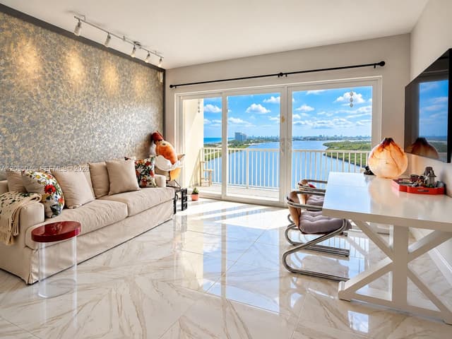 300 Bayview Dr # 2014, Sunny Isles Beach FL 33160 - Sunny Isles Beach, FL - Photo 3