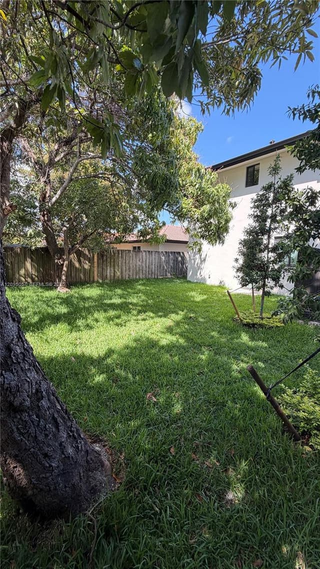 18340 SW 102 PL, Miami FL 33157 - Miami, FL - Photo 4