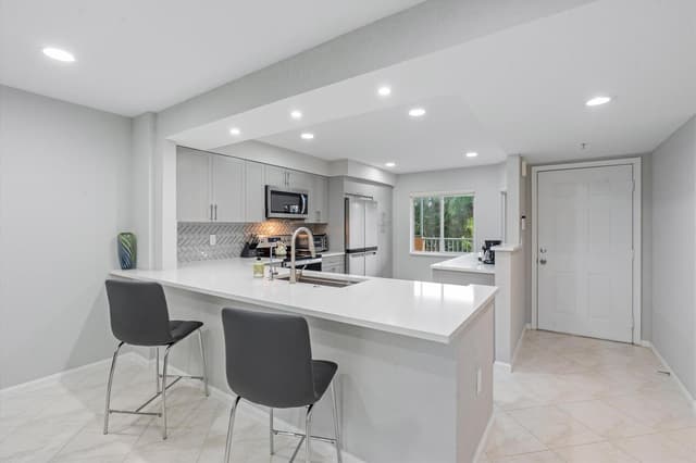 5749 Gemstone Court, Boynton Beach FL 33437 - Boynton Beach, FL - Photo 6
